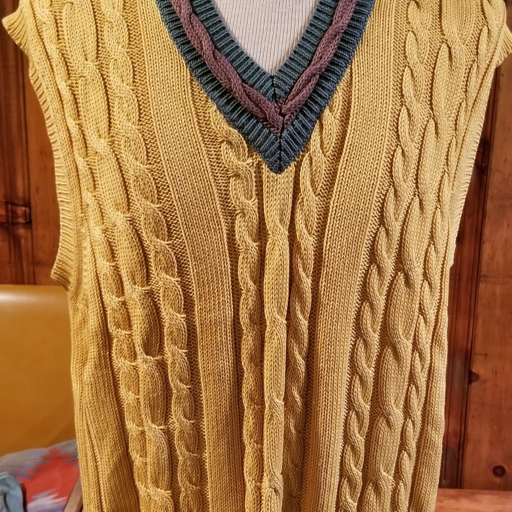 Bobby Jones Vest